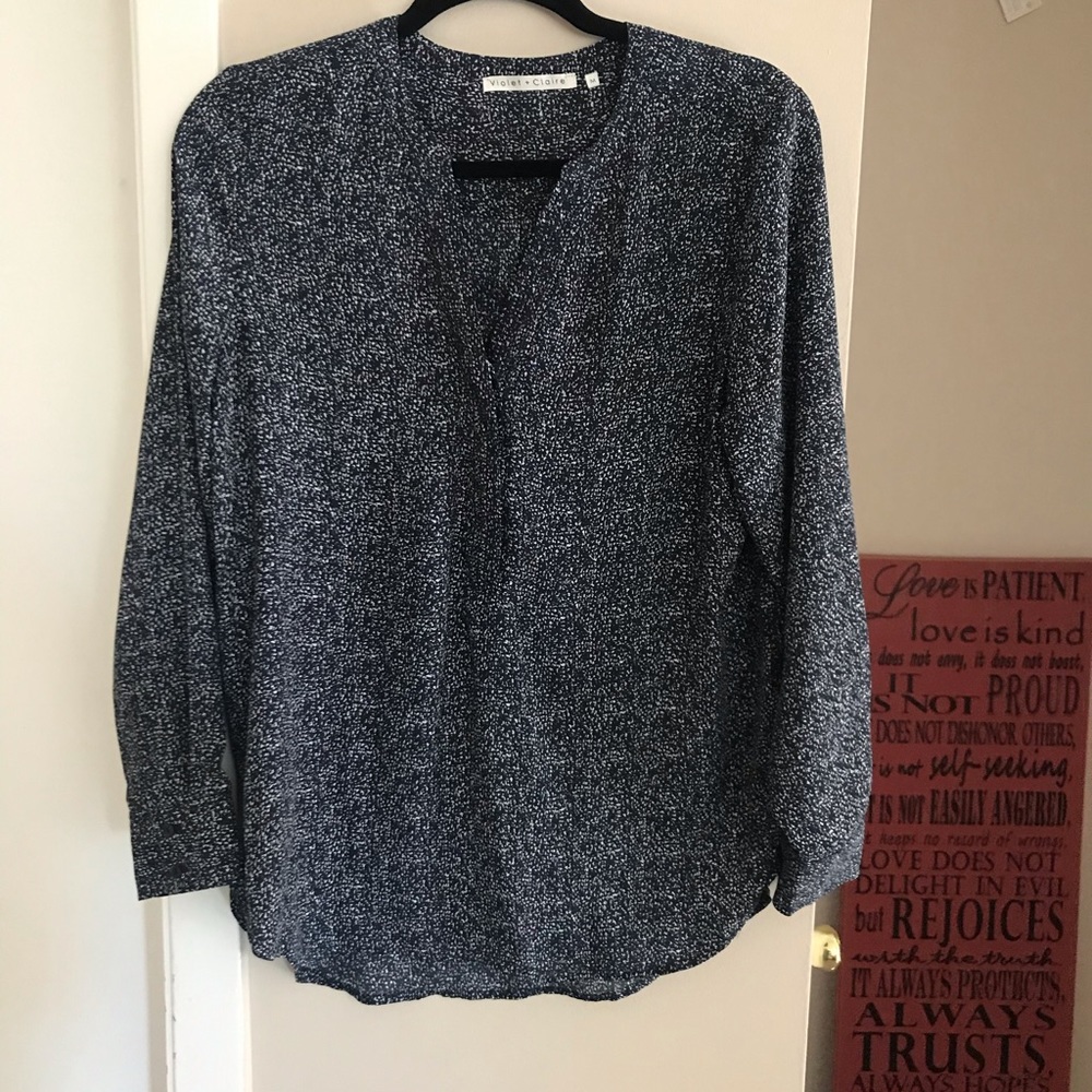 Blue pattern chiffon top